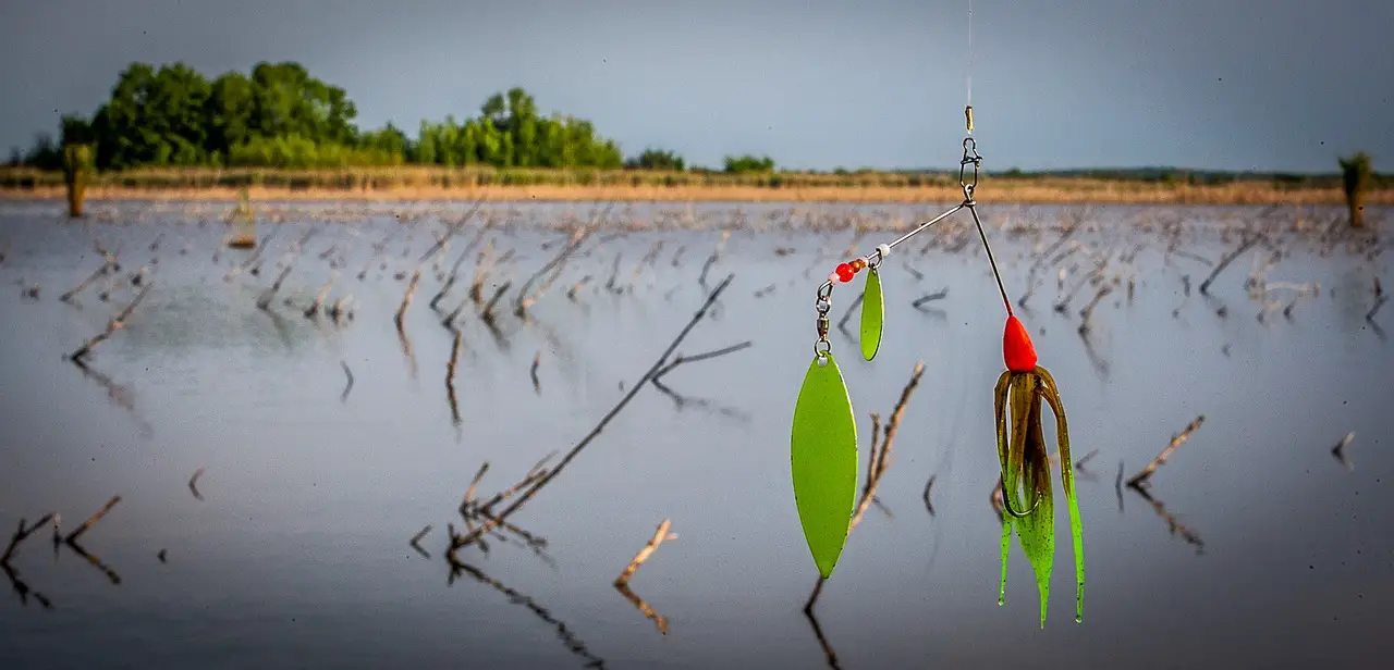 Bass Spinnerbait willow leaves