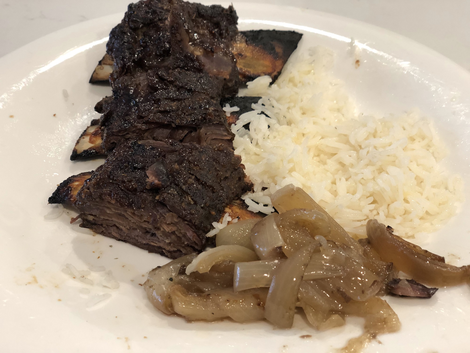 moose short ribs with rice and onions