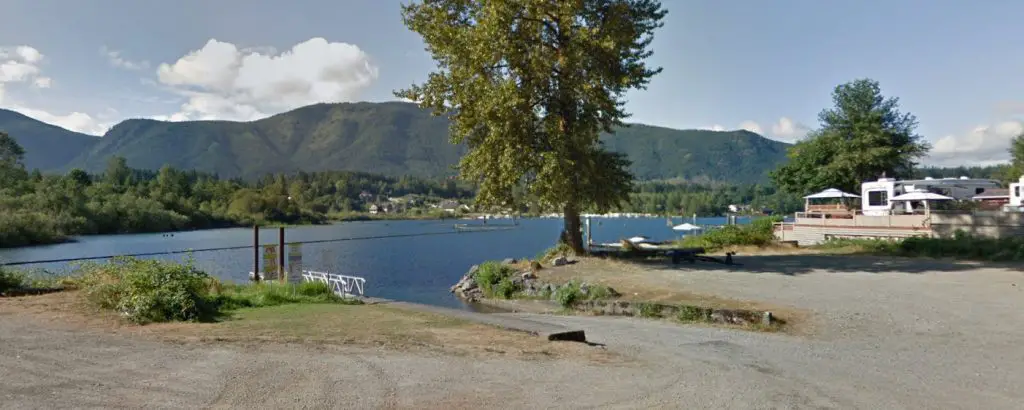 Lake Cowichan North Shore Rd Public Boat Launch